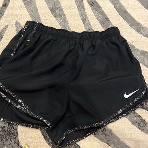 Nike tempo shorts - size L